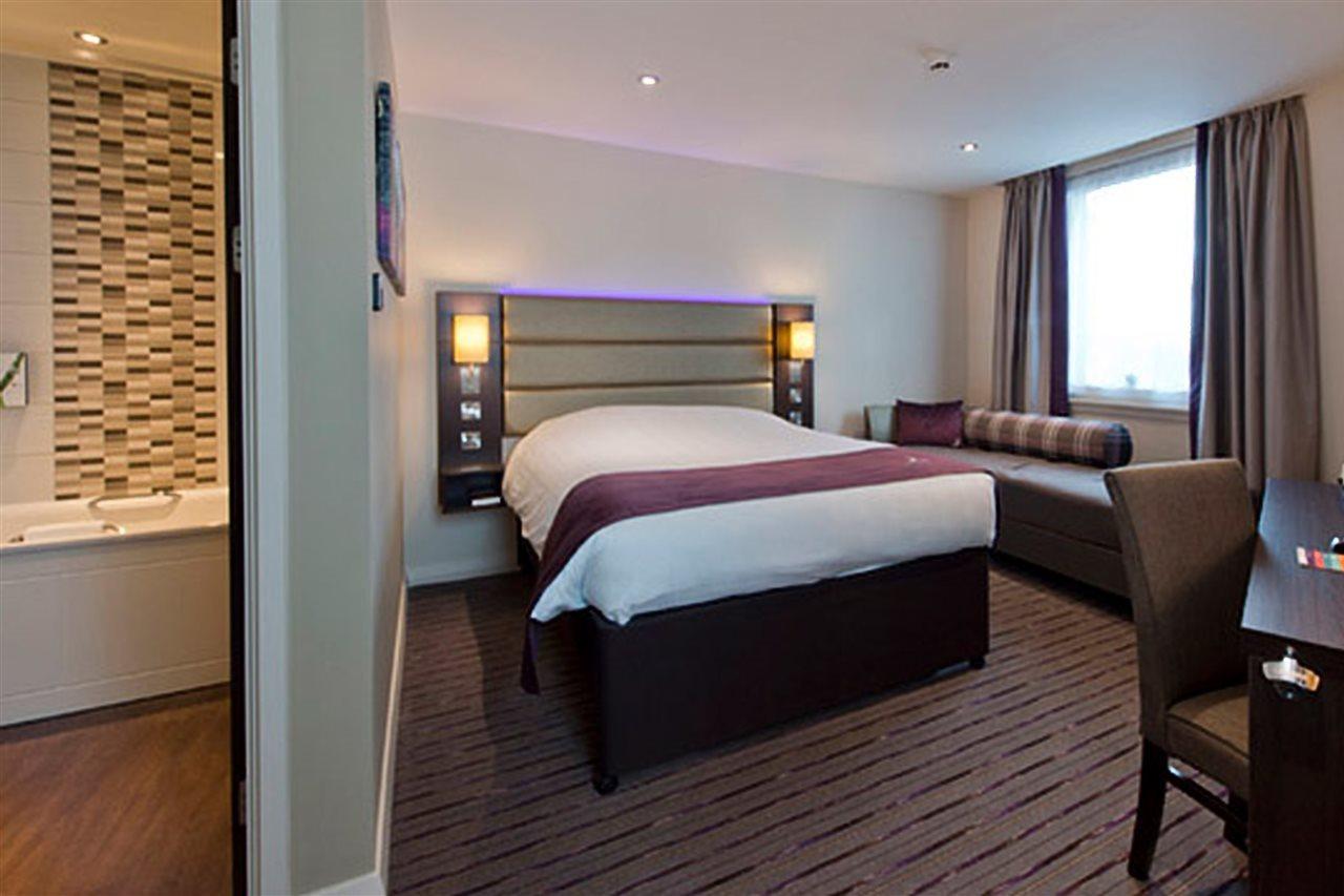 Premier Inn London Bromley Exteriér fotografie